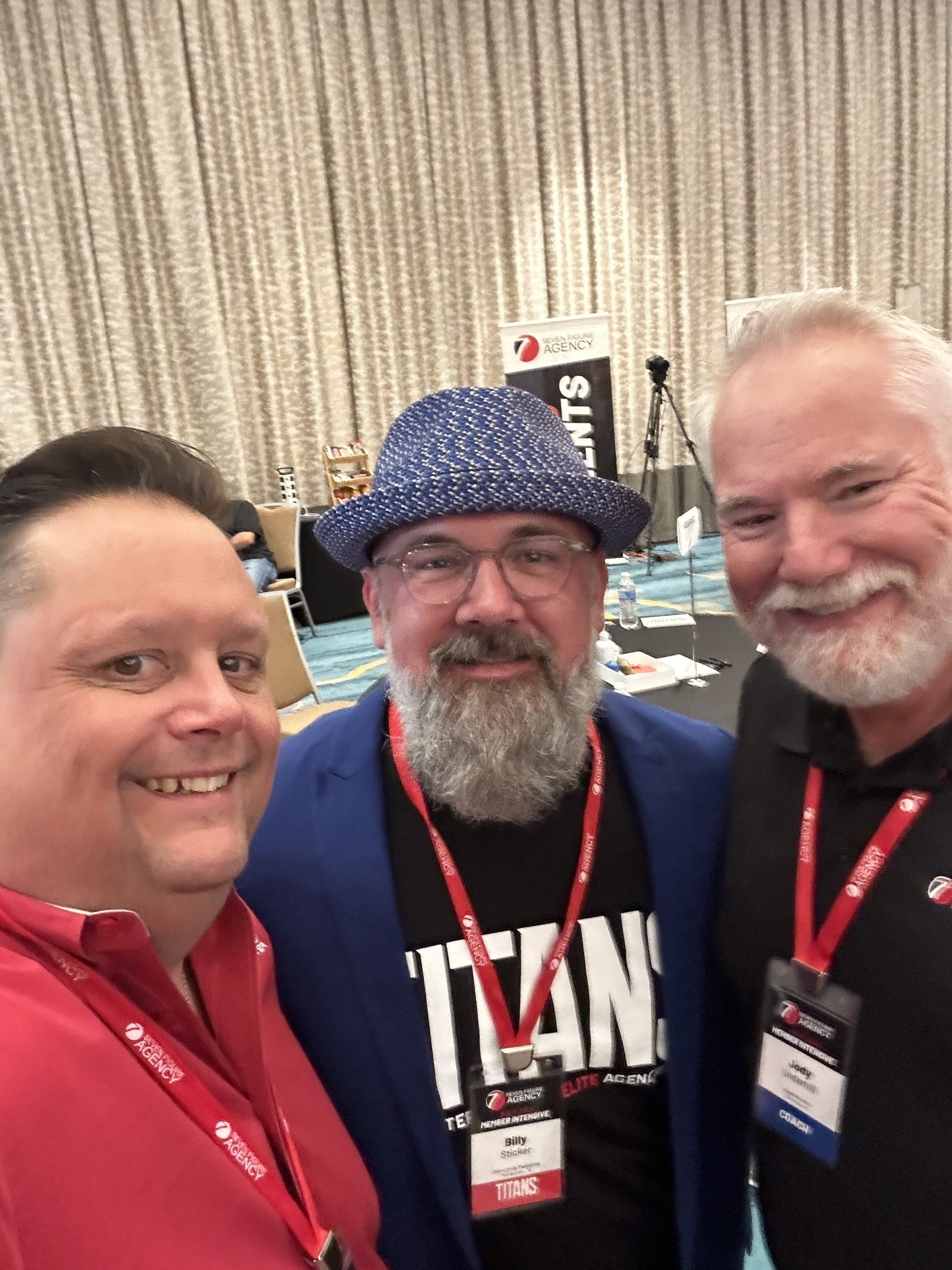 Jim Mosier with fellow agency owners at a Seven Figure Agency member intensive